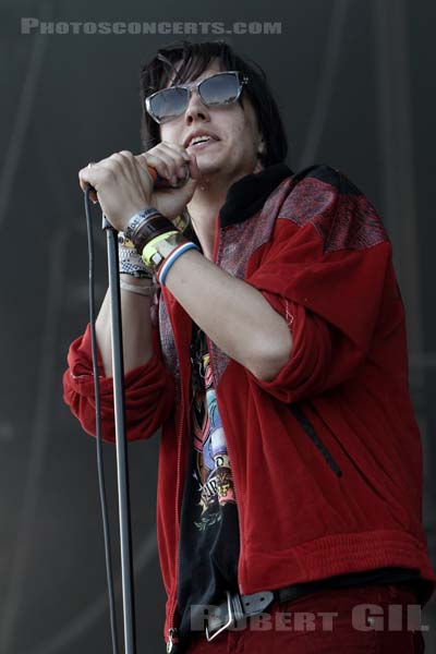 JULIAN CASABLANCAS - 2010-07-04 - BELFORT - Presqu'ile du Malsaucy - 